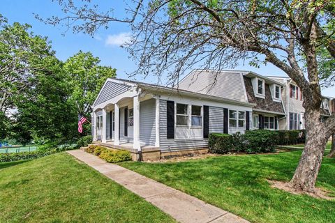 Tiny photo for 1938 Oxford Court, Schaumburg, IL 60194 (MLS # 12701816)