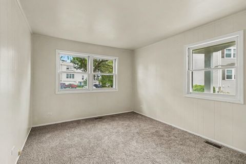 Tiny photo for 1938 Oxford Court, Schaumburg, IL 60194 (MLS # 12701816)