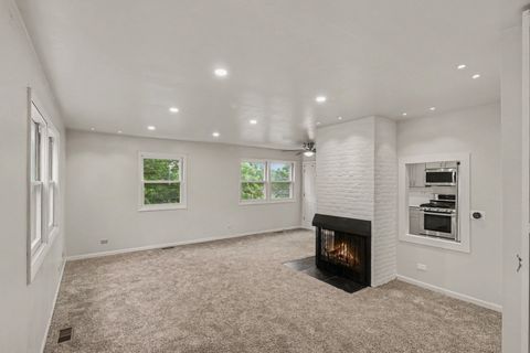 Tiny photo for 1938 Oxford Court, Schaumburg, IL 60194 (MLS # 12701816)