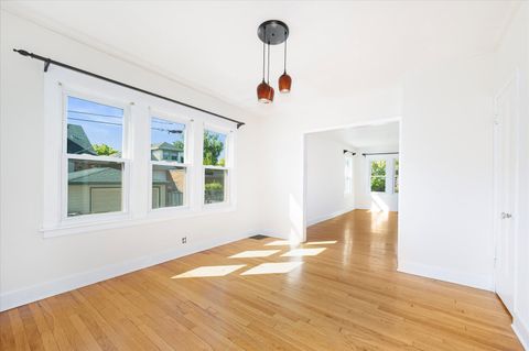 Tiny photo for 1212 N Harvey Avenue, Oak Park, IL 60302 (MLS # 12475277)