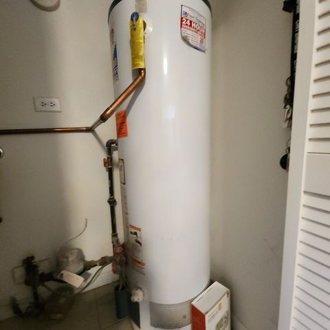 Tiny photo for 7826 W 98th Place, Hickory Hills, IL 60457 (MLS # 12500367)