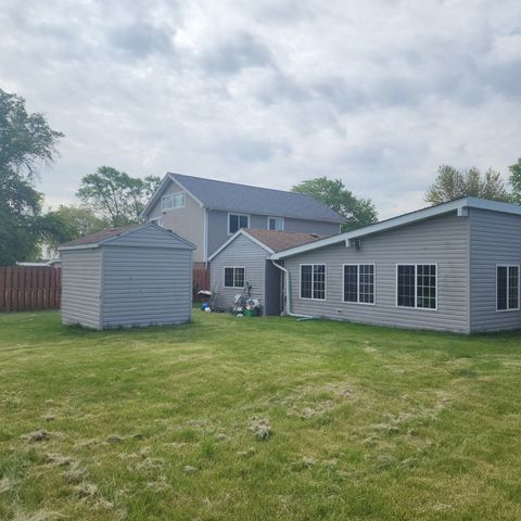 Tiny photo for 7826 W 98th Place, Hickory Hills, IL 60457 (MLS # 12500367)