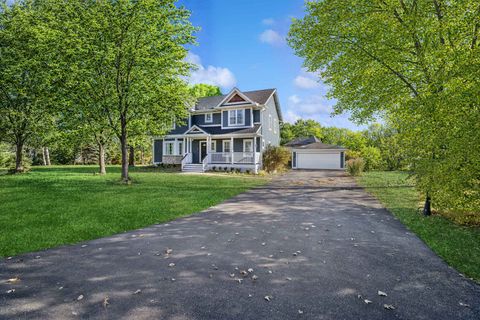 Tiny photo for 1605 Elmdale Avenue, Glenview, IL 60026 (MLS # 12565042)