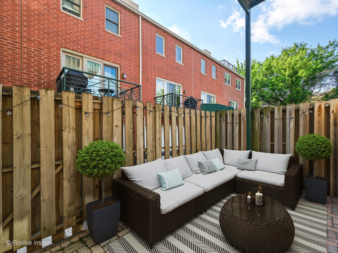 2512 N Bosworth Avenue 108