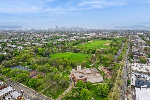 Tiny photo for 2621 W Windsor Avenue, Chicago, IL 60625 (MLS # 12613784)