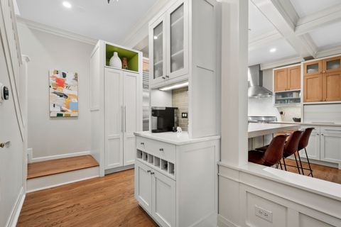 Tiny photo for 2621 W Windsor Avenue, Chicago, IL 60625 (MLS # 12613784)