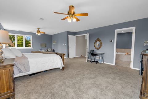 Tiny photo for 8336 W 94th Street, Hickory Hills, IL 60457 (MLS # 12718282)