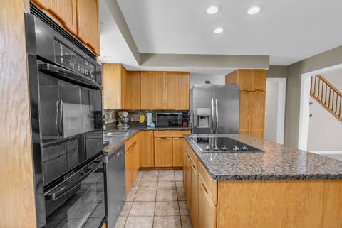 Tiny photo for 8336 W 94th Street, Hickory Hills, IL 60457 (MLS # 12718282)