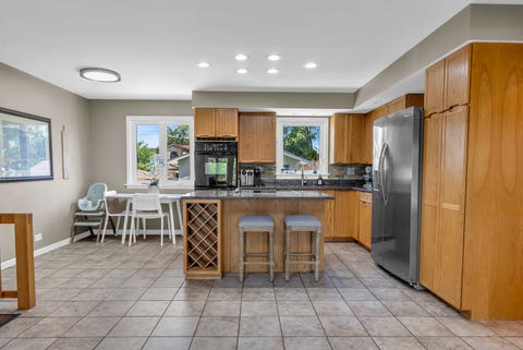 Tiny photo for 8336 W 94th Street, Hickory Hills, IL 60457 (MLS # 12718282)