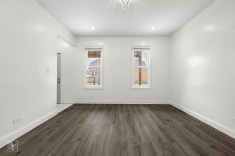 Tiny photo for 2237 S Oakley Avenue, Chicago, IL 60608 (MLS # 12715696)