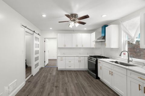 Tiny photo for 2237 S Oakley Avenue, Chicago, IL 60608 (MLS # 12715696)