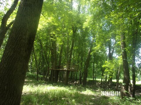 A home in Watseka