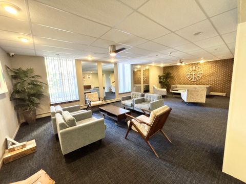 Tiny photo for 1321 S Finley Road #107, Lombard, IL 60148 (MLS # 12503219)