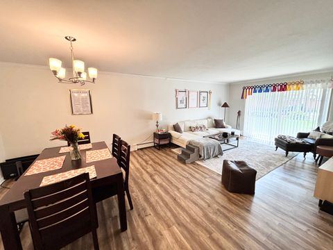 Tiny photo for 1321 S Finley Road #107, Lombard, IL 60148 (MLS # 12503219)