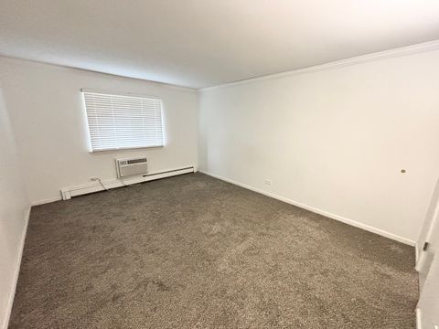 Tiny photo for 1321 S Finley Road #107, Lombard, IL 60148 (MLS # 12503219)