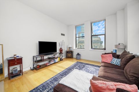 Tiny photo for 8 W MONROE Street #1604, Chicago, IL 60603 (MLS # 12610465)