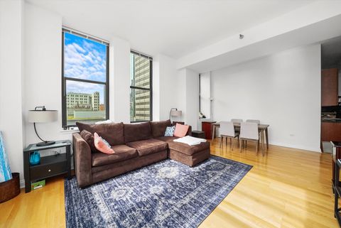 Tiny photo for 8 W MONROE Street #1604, Chicago, IL 60603 (MLS # 12610465)