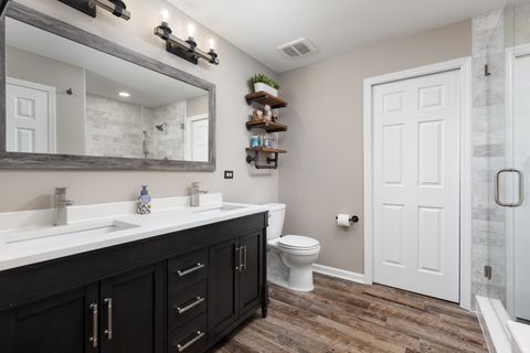 Tiny photo for 1009 Bennett Court, North Aurora, IL 60542 (MLS # 12566749)