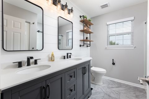 Tiny photo for 1009 Bennett Court, North Aurora, IL 60542 (MLS # 12566749)