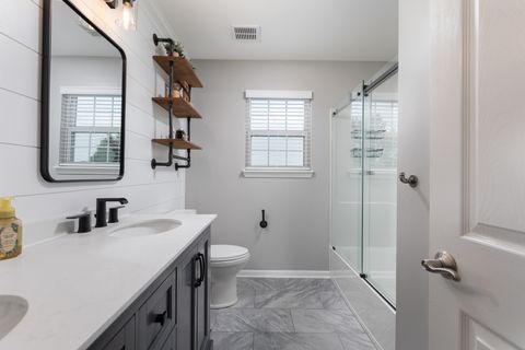 Tiny photo for 1009 Bennett Court, North Aurora, IL 60542 (MLS # 12566749)