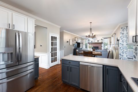 Tiny photo for 1009 Bennett Court, North Aurora, IL 60542 (MLS # 12566749)