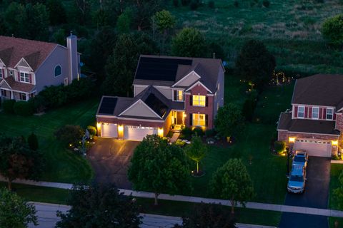 Tiny photo for 1009 Bennett Court, North Aurora, IL 60542 (MLS # 12566749)