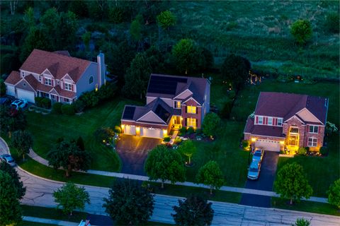 Tiny photo for 1009 Bennett Court, North Aurora, IL 60542 (MLS # 12566749)