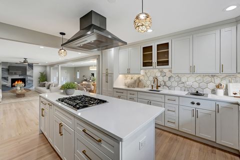 Tiny photo for 3220 Meyers Road, Oak Brook, IL 60523 (MLS # 12338958)