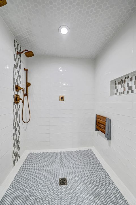 Tiny photo for 3220 Meyers Road, Oak Brook, IL 60523 (MLS # 12338958)