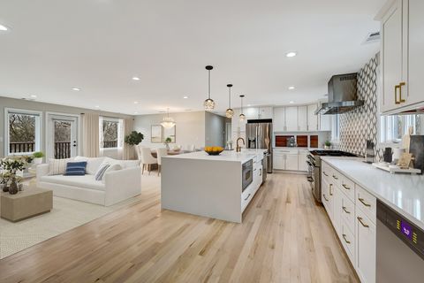 Tiny photo for 3220 Meyers Road, Oak Brook, IL 60523 (MLS # 12338958)