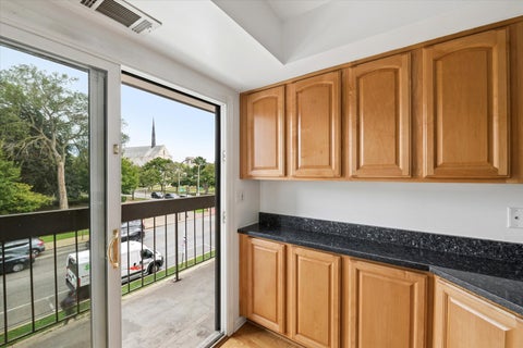 Tiny photo for 1738 Chicago Avenue #302, Evanston, IL 60201 (MLS # 12756831)