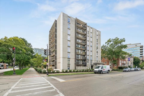 Tiny photo for 1738 Chicago Avenue #302, Evanston, IL 60201 (MLS # 12756831)