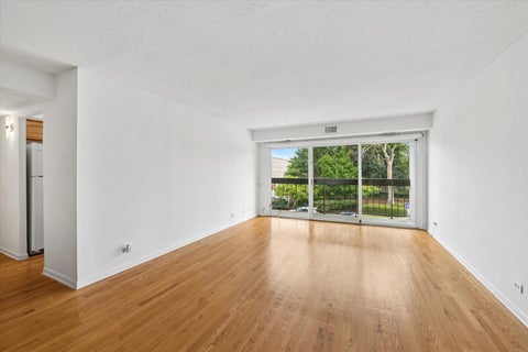 Tiny photo for 1738 Chicago Avenue #302, Evanston, IL 60201 (MLS # 12756831)