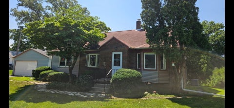 Tiny photo for 1517 W Kimberly Road, Davenport, IA 52806 (MLS # 12736963)