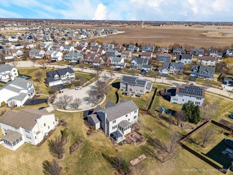 Tiny photo for 11703 Barberry Court, Huntley, IL 60142 (MLS # 12577853)