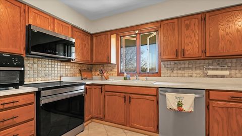 Tiny photo for 10985 S 84th Avenue #3B, Palos Hills, IL 60465 (MLS # 12599769)