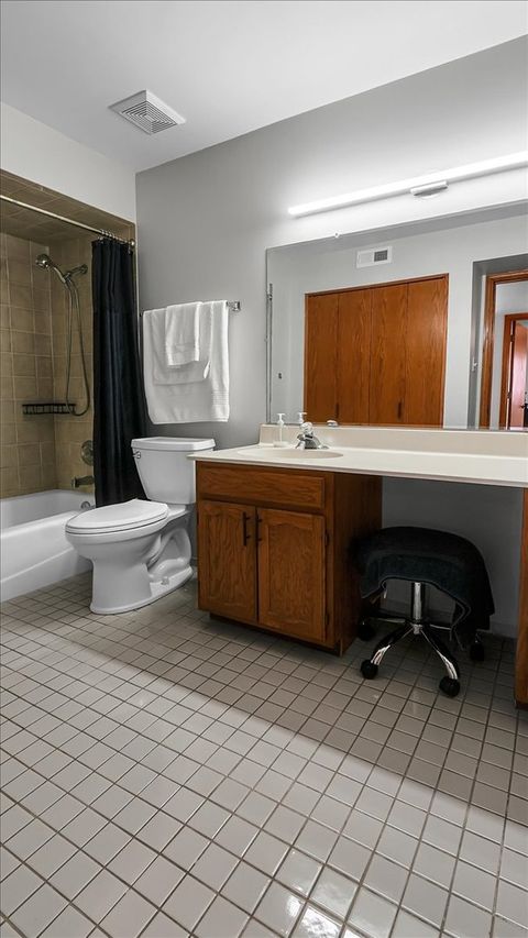 Tiny photo for 10985 S 84th Avenue #3B, Palos Hills, IL 60465 (MLS # 12599769)