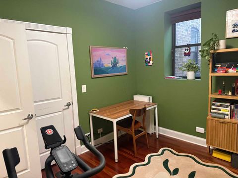 Tiny photo for 1967 W Cullom Avenue #3, Chicago, IL 60613 (MLS # 12676106)