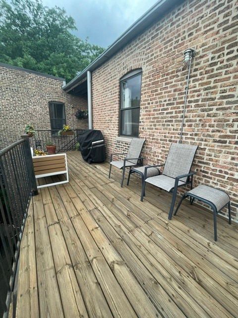 Tiny photo for 1967 W Cullom Avenue #3, Chicago, IL 60613 (MLS # 12676106)
