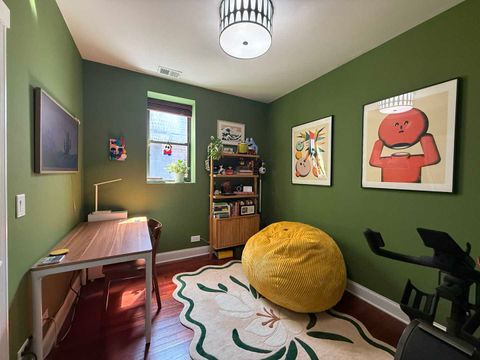 Tiny photo for 1967 W Cullom Avenue #3, Chicago, IL 60613 (MLS # 12676106)