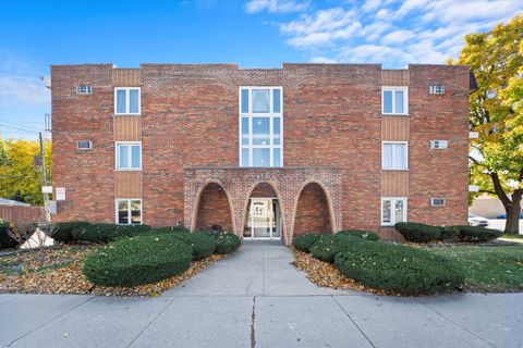 A home in Oak Lawn