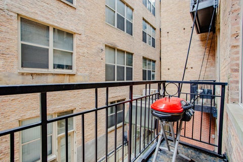 Tiny photo for 1500 W Monroe Street #205, Chicago, IL 60607 (MLS # 12759121)