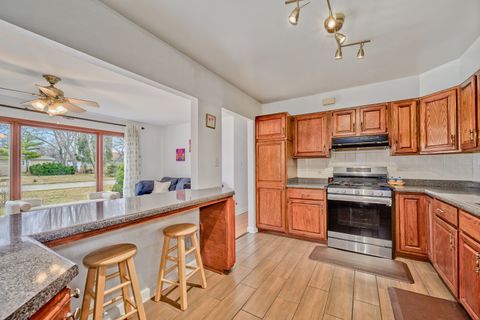 Tiny photo for 9412 Margail Avenue, Des Plaines, IL 60016 (MLS # 12578876)