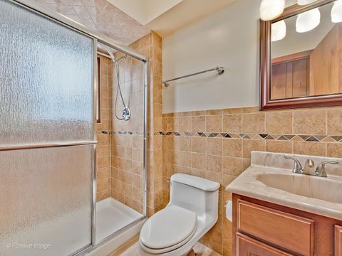 Tiny photo for 9412 Margail Avenue, Des Plaines, IL 60016 (MLS # 12578876)