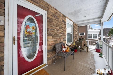 Tiny photo for 236 43RD Street, Moline, IL 61265 (MLS # QC4270035)