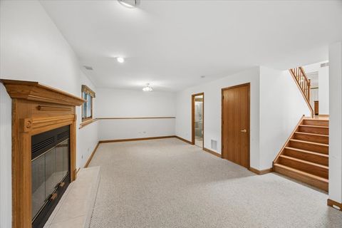 Tiny photo for 16101 Lake Villa Avenue, Tinley Park, IL 60477 (MLS # 12618466)