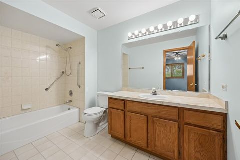 Tiny photo for 16101 Lake Villa Avenue, Tinley Park, IL 60477 (MLS # 12618466)