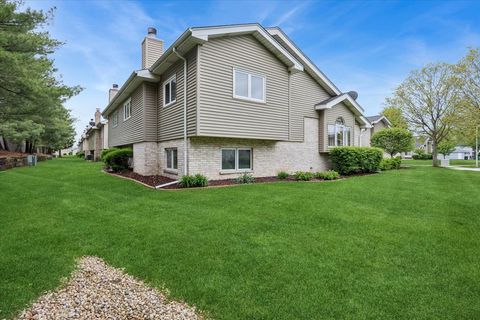 Tiny photo for 16101 Lake Villa Avenue, Tinley Park, IL 60477 (MLS # 12618466)