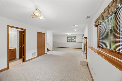 Tiny photo for 16101 Lake Villa Avenue, Tinley Park, IL 60477 (MLS # 12618466)