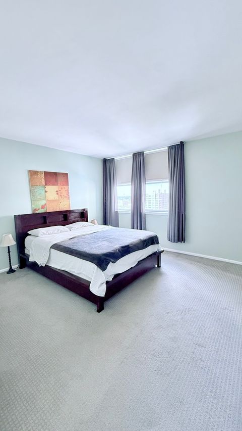 Tiny photo for 6301 N SHERIDAN Road #19V, Chicago, IL 60660 (MLS # 12492750)